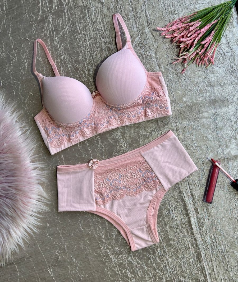 0095-Conjunto em Poliamida Canelada com Renda Bicolor – Conforto & Estabilidade