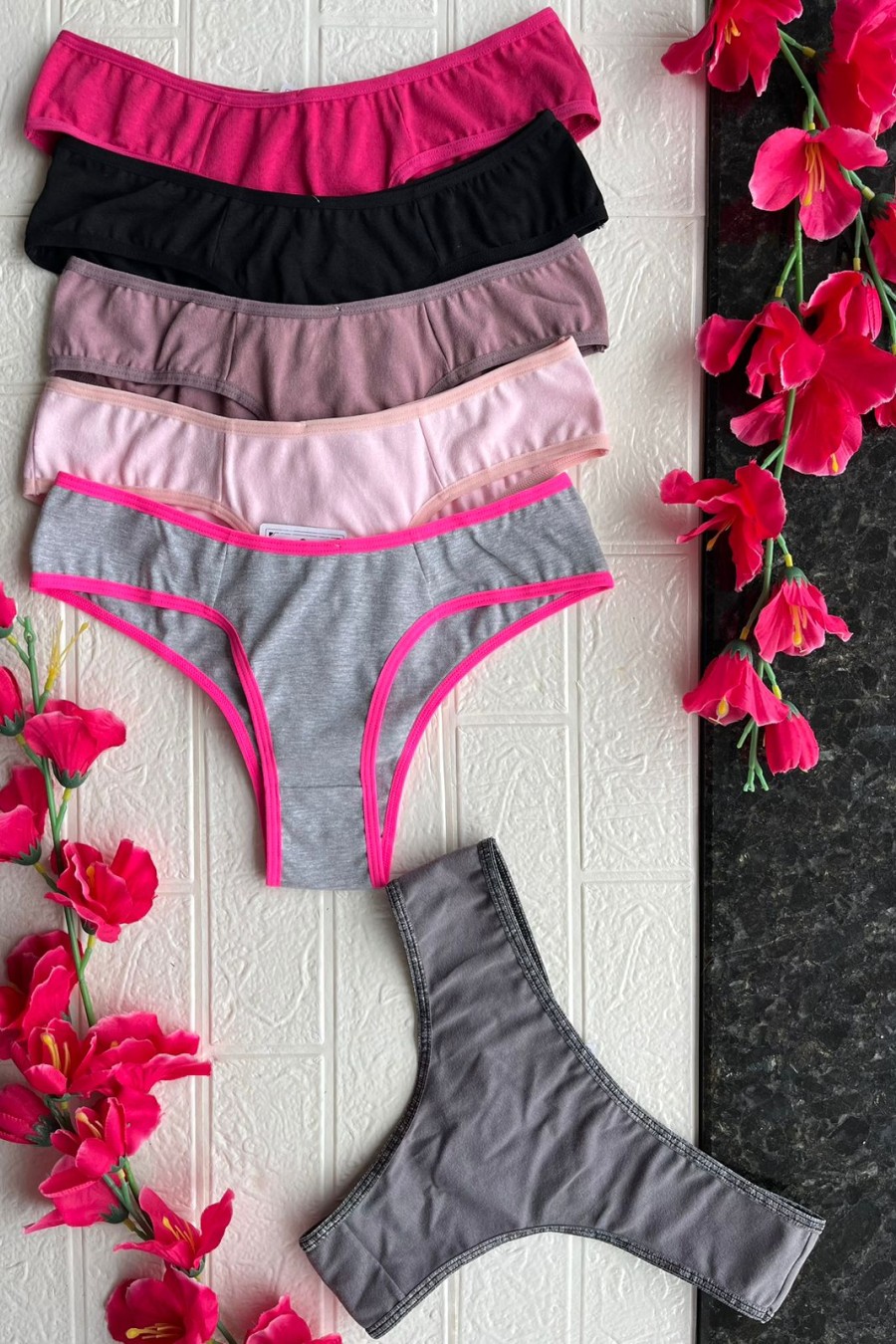 009-Calcinha Tanga em Cotton